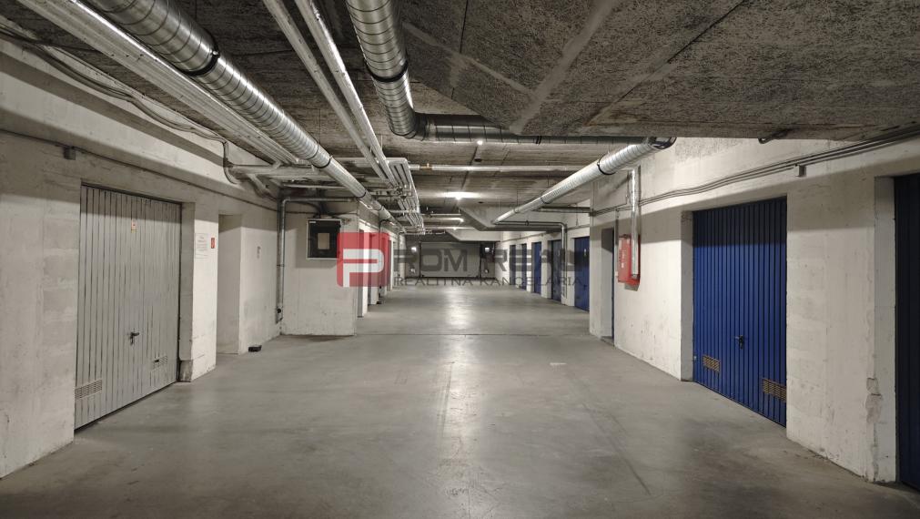 PRENÁJOM bytu s 2 balkónmi v SENCI a garáž