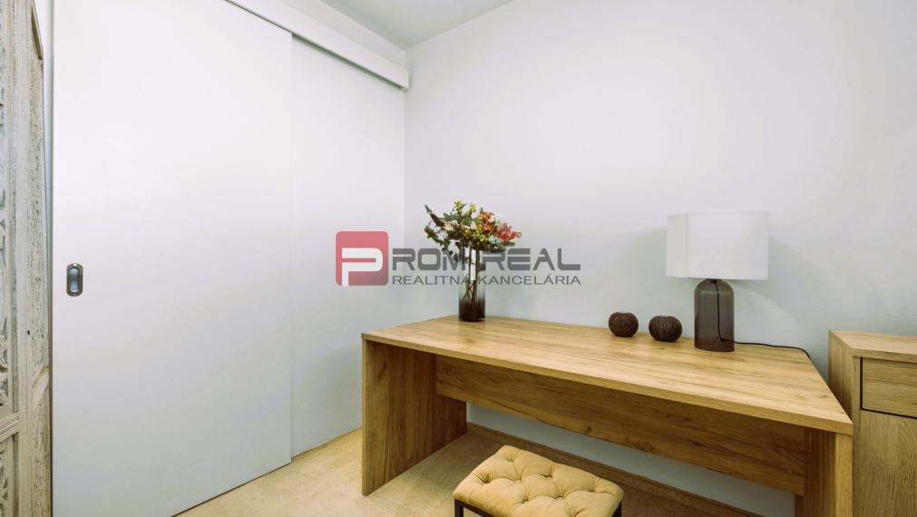 Veľkometrážny 5-izbový PENTHOUSE s PANORAMA výhľadom BA 🌇