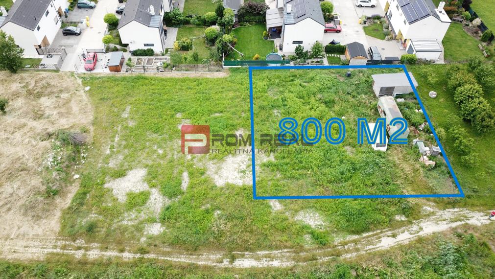 Rovinatý pozemok 800 m2 za dobrú cenu Marianka