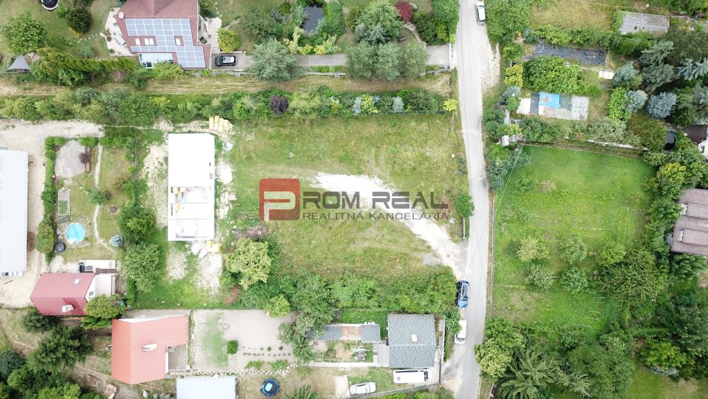 Najlukratívnejší pozemok 1618 m2 pre tých, čo vedia, čo chcú