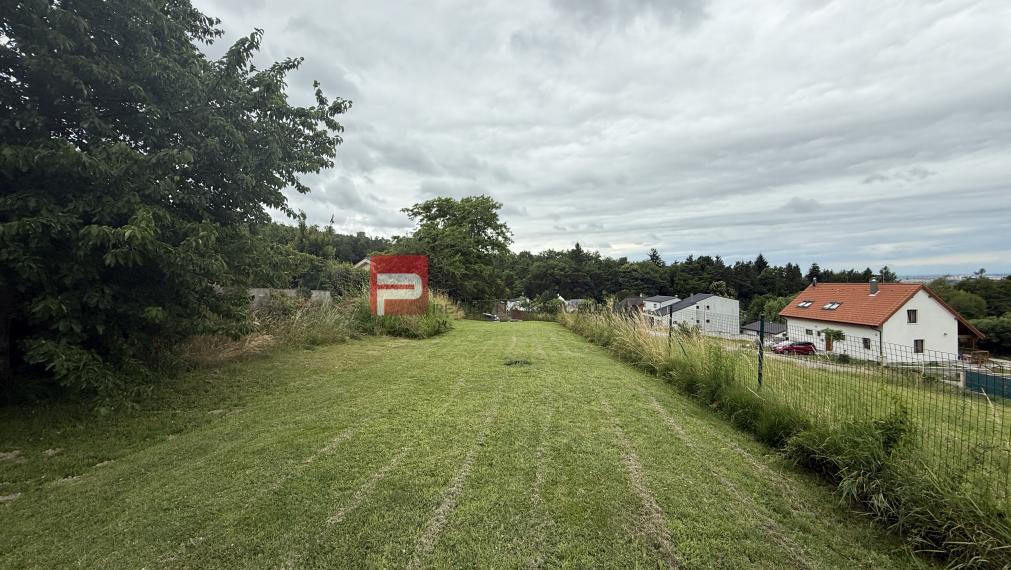 Nádherný pozemok 632 m2 s výhľadom na Alpy Marianka
