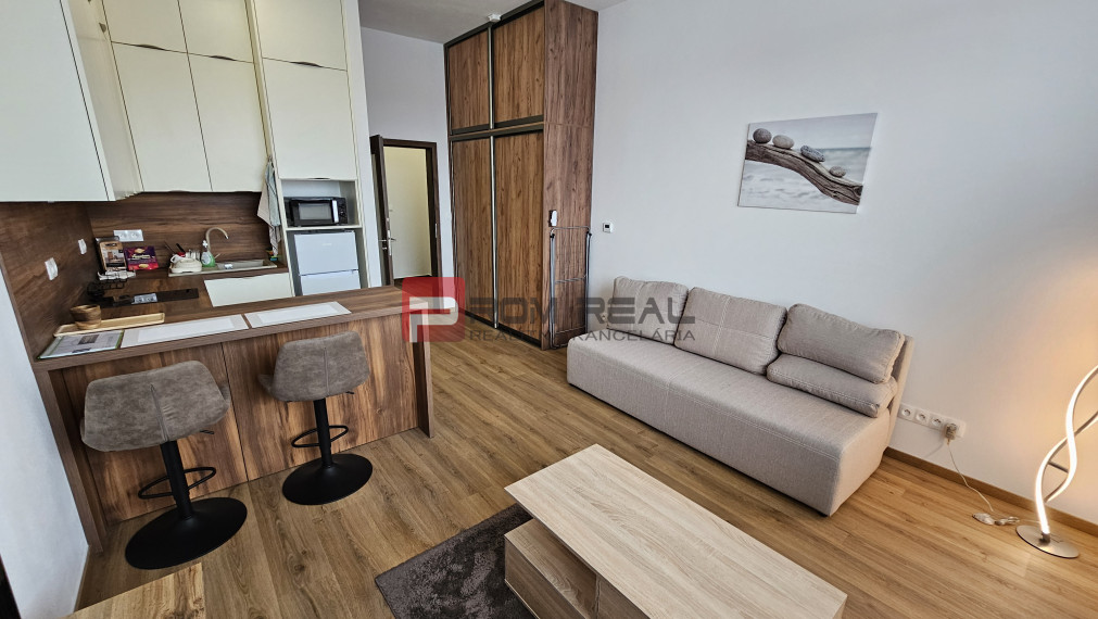 PRENAJATÉ Na prenájom pekný svetlý zariadený byt Ivanka pri Dunaji