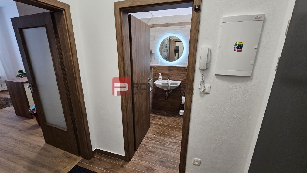 Na prenájom pekný svetlý zariadený byt Ivanka pri Dunaji