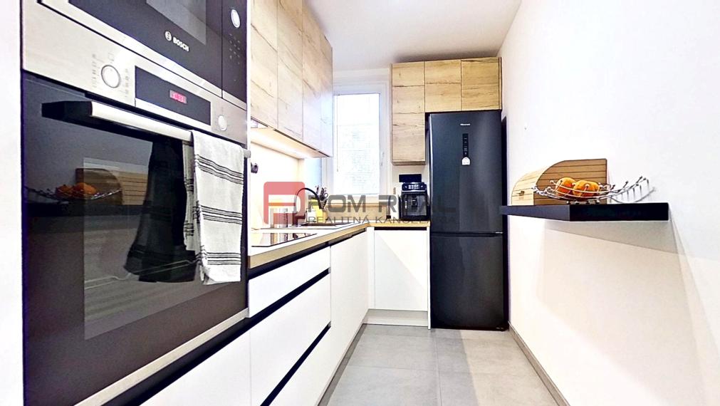 Prenájom 3i byt zariadený, 2 balkóny, Ružinov, Bratislava