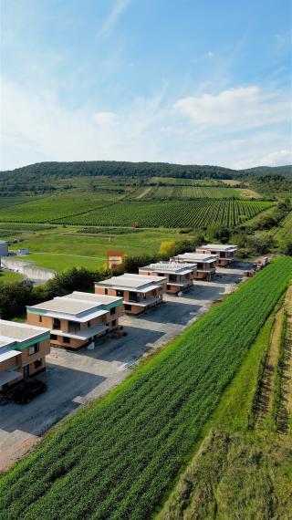 3-izbový byt (71 m²) s 2 park. miestami – Projekt PRI KAPLNKE, Dubová