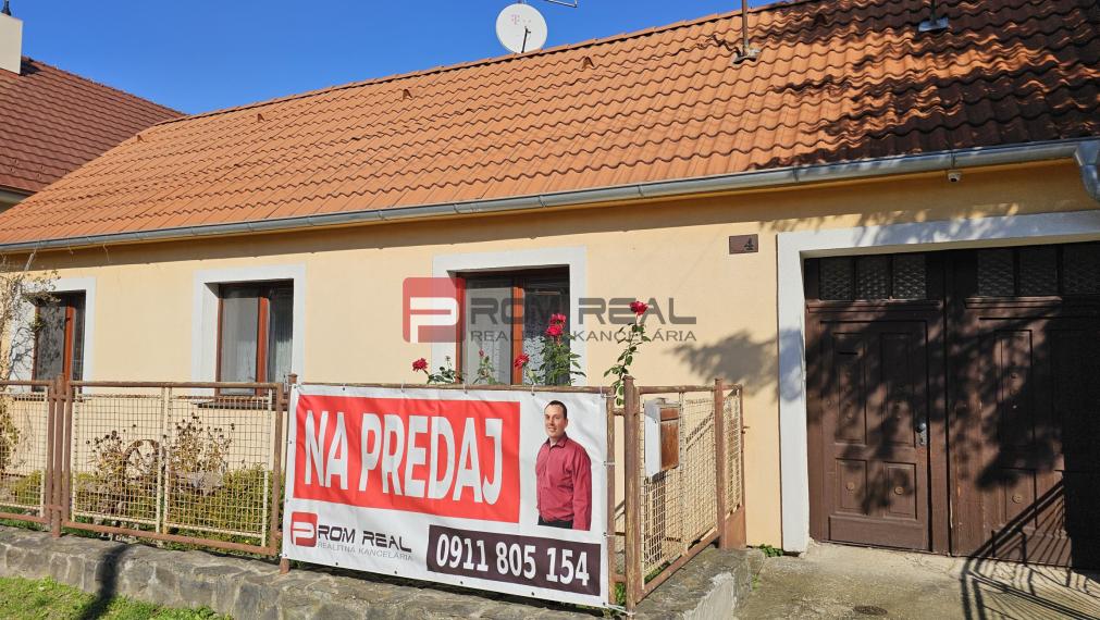 Rodinný dom Pezinok pri centre, 5 izb., pekná záhrada, garáž
