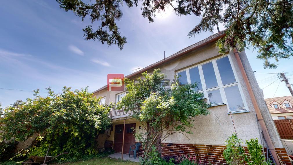 PREDAJ - 4-izbový rodinný dom v meste Gbely