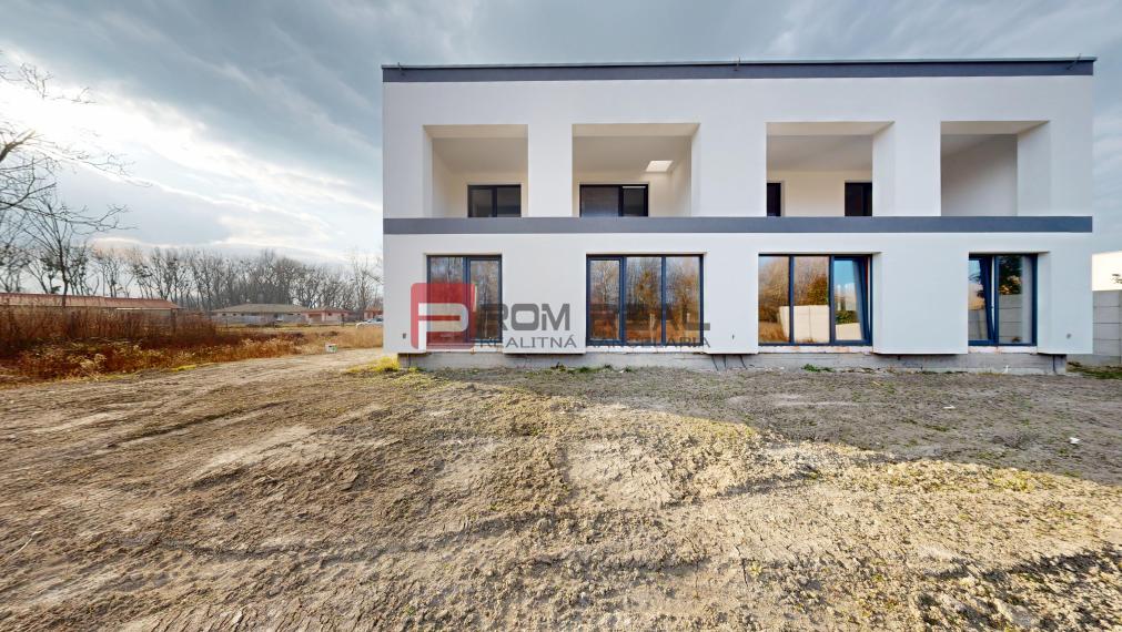 3D obhliadka - 5-izbový rodinný dom kúsok od Dunajskej Stredy