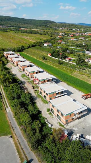 3-izbový byt (71 m²) s 2 park. miestami – Projekt PRI KAPLNKE, Dubová