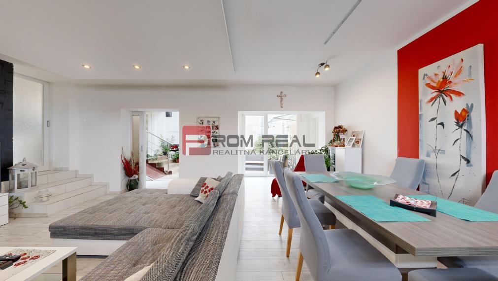 4-izbový rodinný dom s veľkým pozemkom v obci Igram