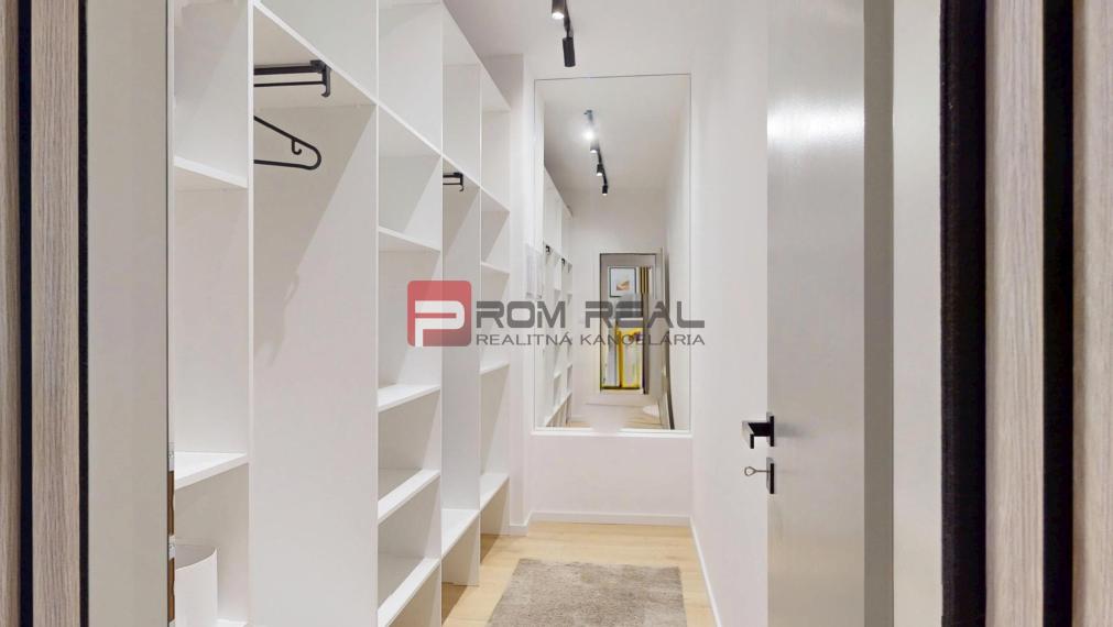 Na prenájom 2 izbová moderná novostavba s terasou Rovinka