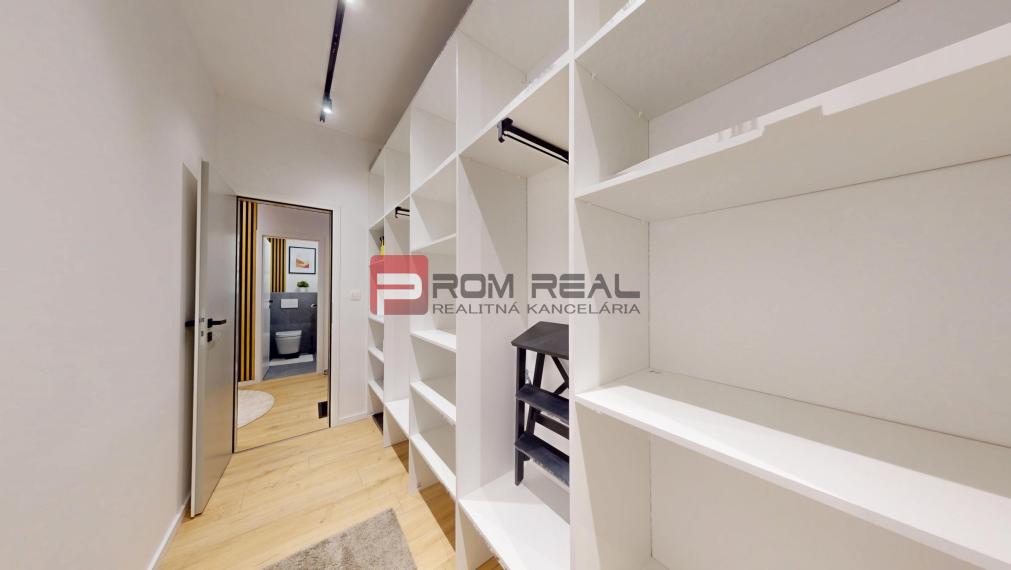 Na prenájom 2 izbová moderná novostavba s terasou Rovinka