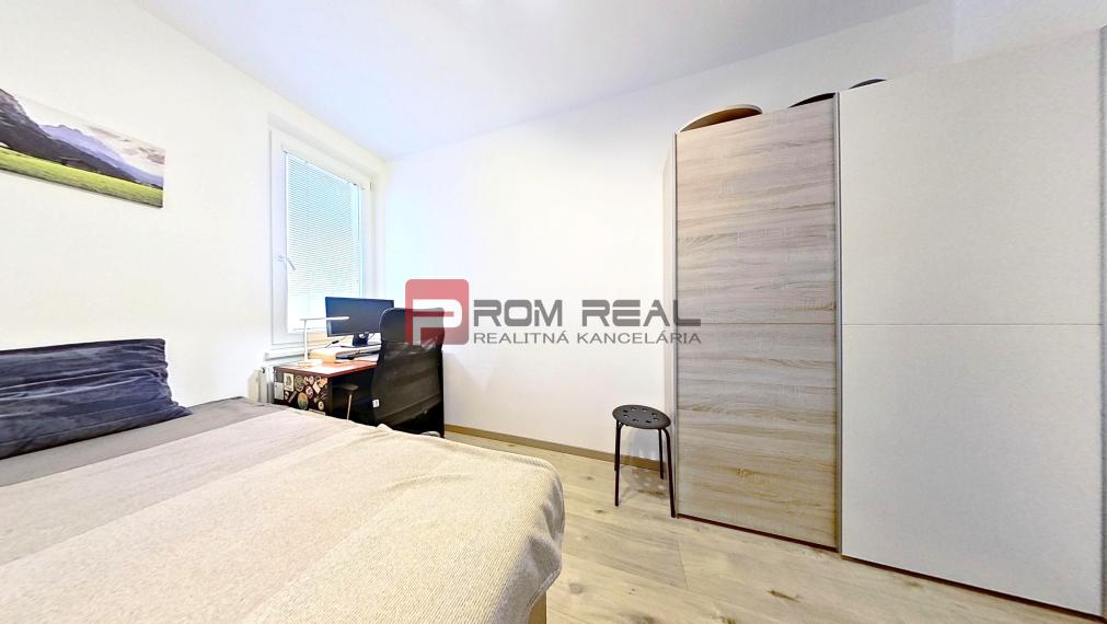 PRENÁJOM 3i byt 2 balkóny komplet zariad. Ružinov Bratislava