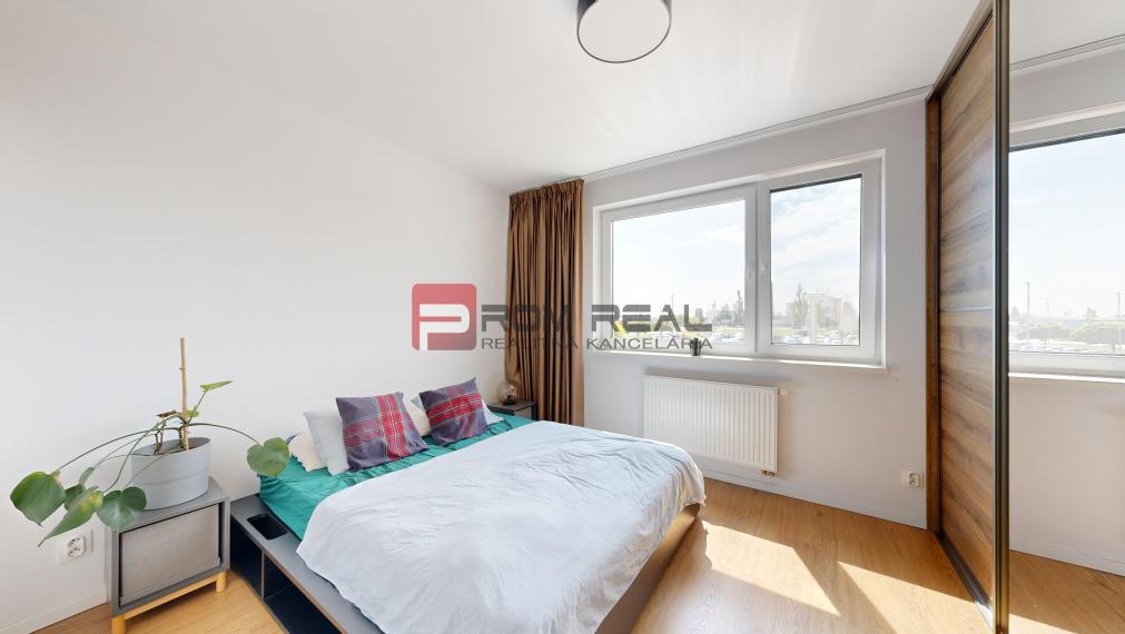 Na PREDAJ priestranný 3 izbový byt vo vyhľadávanej lokalite - Pezinok