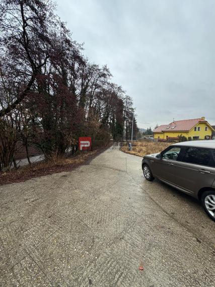 Exkluzivne stavebný pozemok Limbach