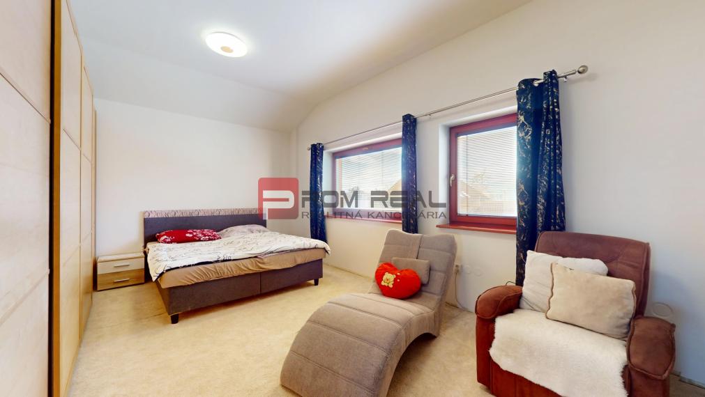 Na prenájom veľký 3 izbový byt s veľkou terasou a 2x parking