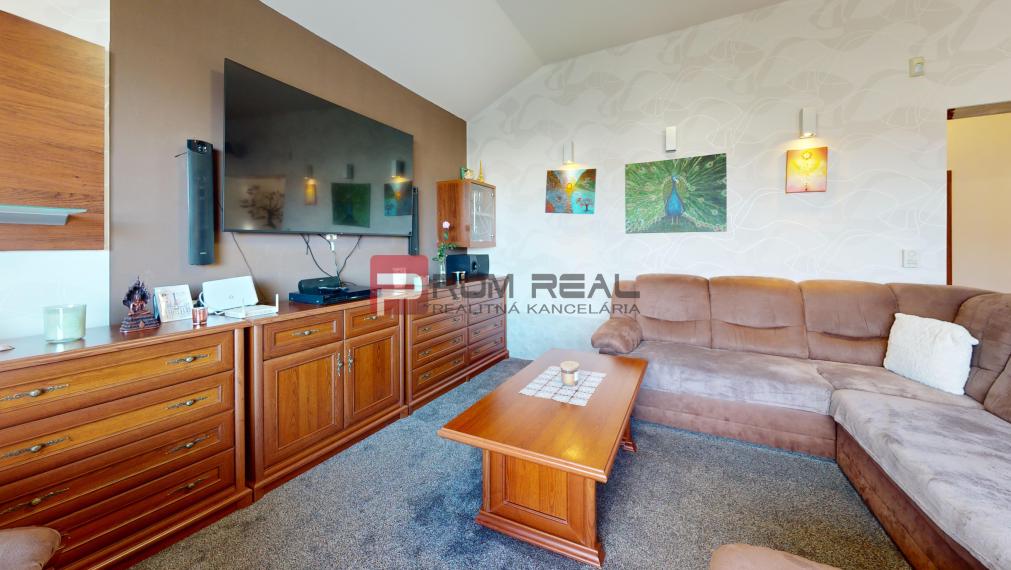 Na prenájom veľký 3 izbový byt s veľkou terasou a 2x parking