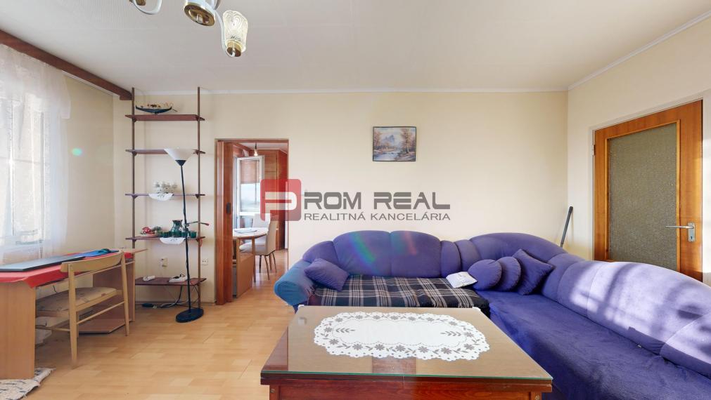 Na PREDAJ veľkometrážny 2 izbový byt s 2 balkónmi - Pezinok