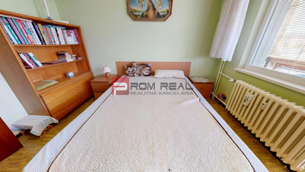 Na PREDAJ veľkometrážny 2 izbový byt s 2 balkónmi - Pezinok