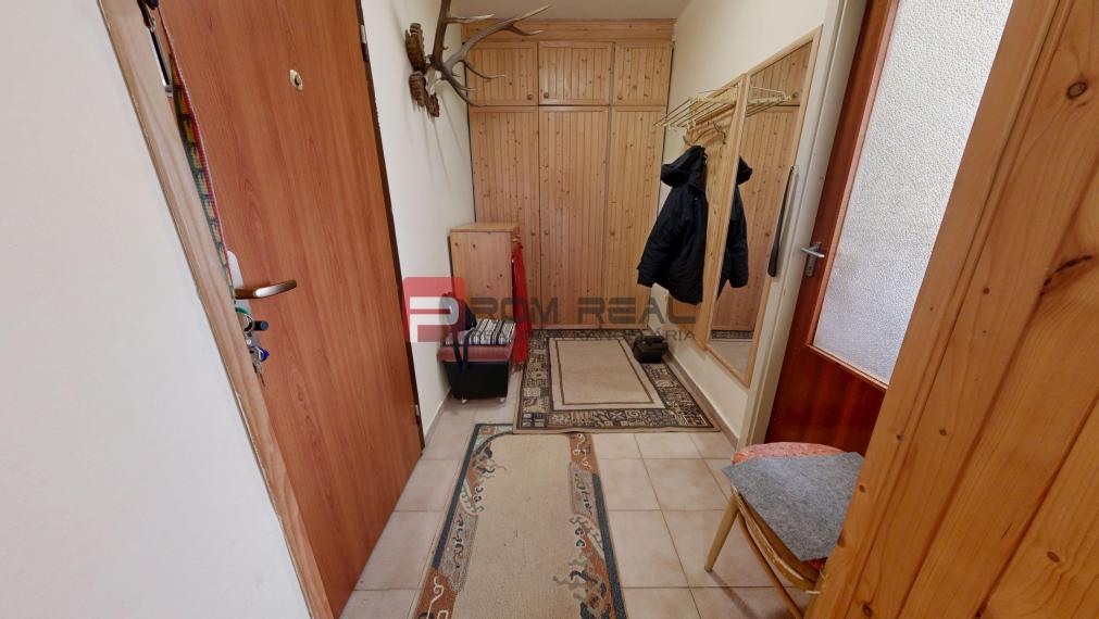 Na PREDAJ veľkometrážny 2 izbový byt s 2 balkónmi - Pezinok