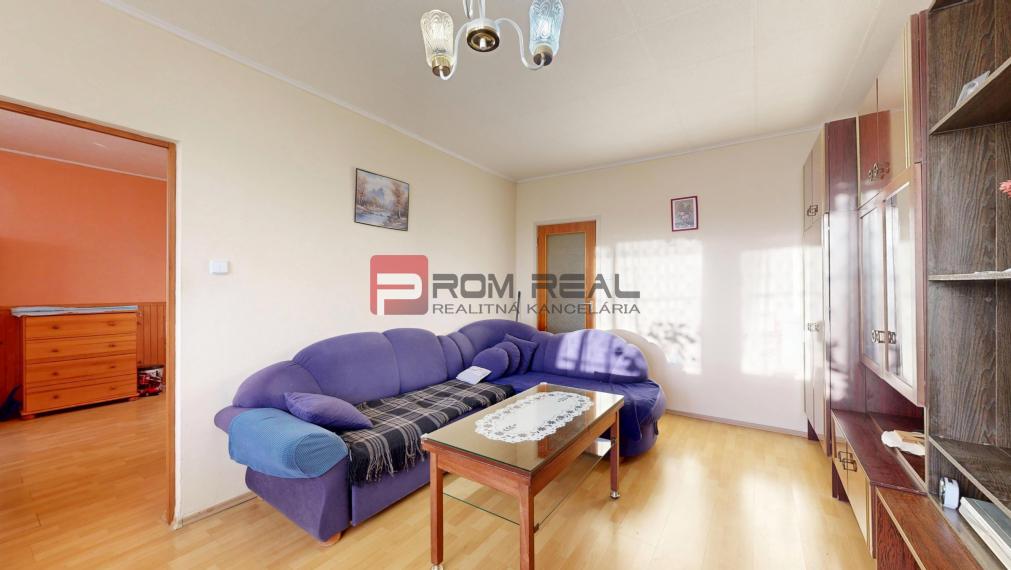 Na PREDAJ veľkometrážny 2 izbový byt s 2 balkónmi - Pezinok