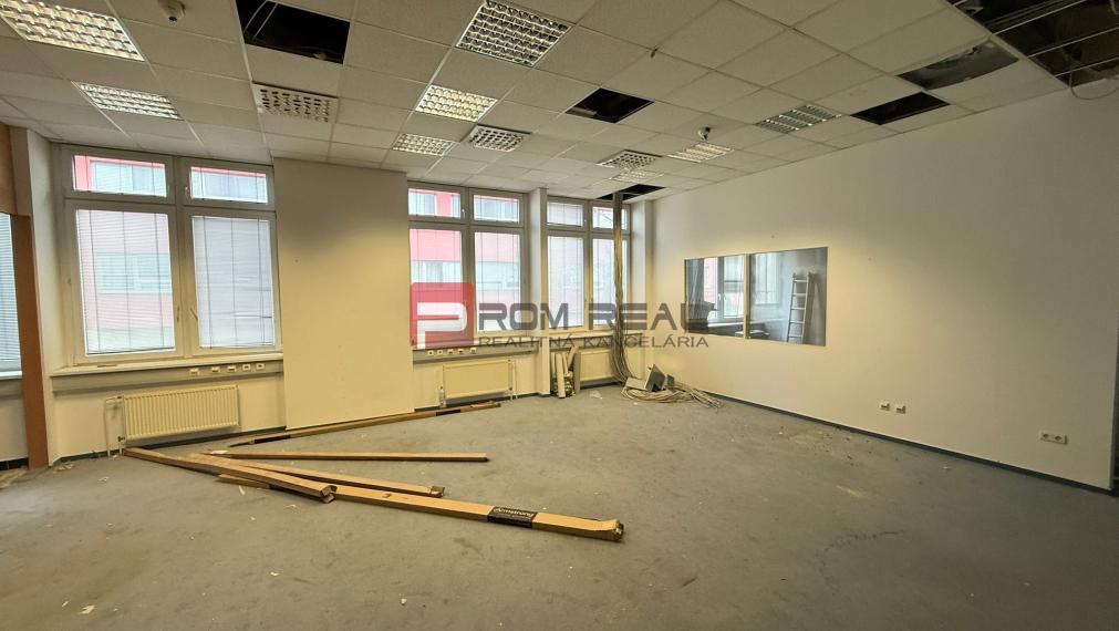 Priestor podľa vašich potrieb 120 m2 v úplnom centre BA