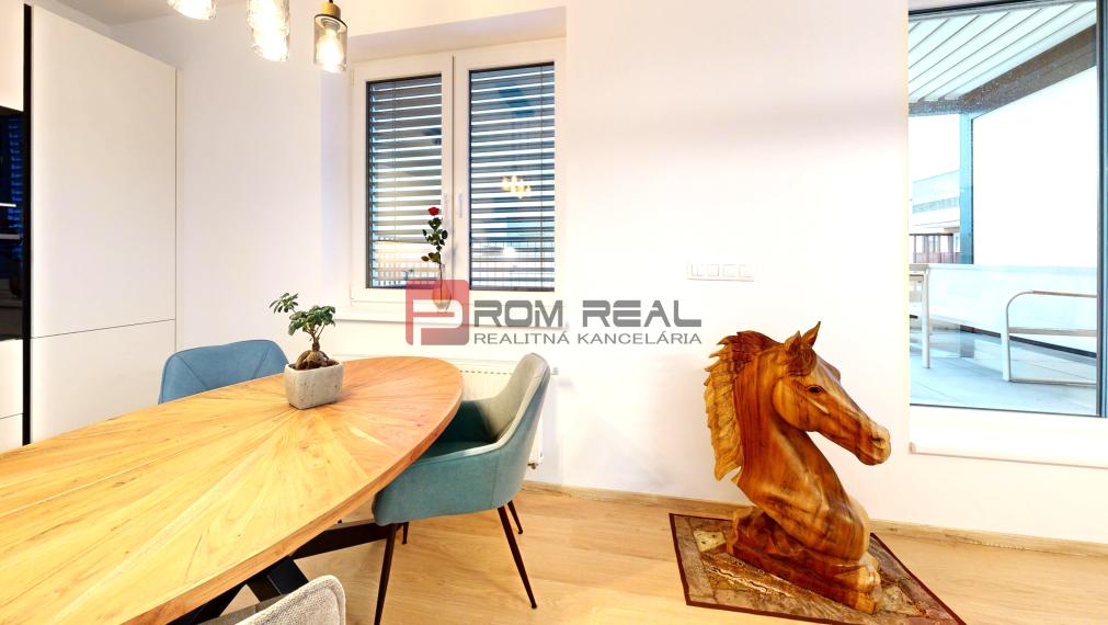 PRENÁJOM 3i zar. byt s klimatizáciou a veľkou terasou, Modra