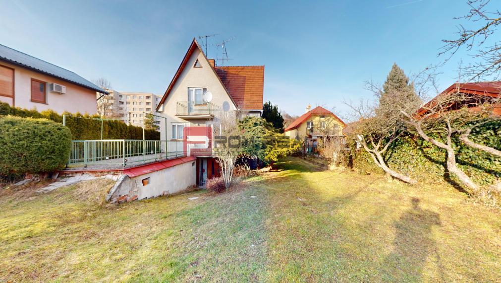 Na predaj rodinný dom v pôvodnom stave - Prievidza