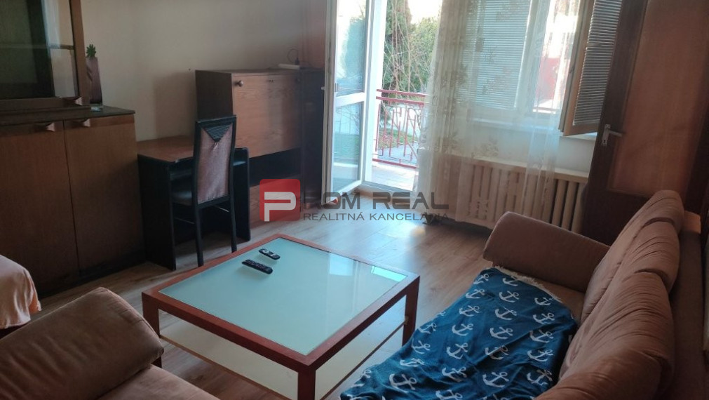 1-izbový byt v rodinnom dome