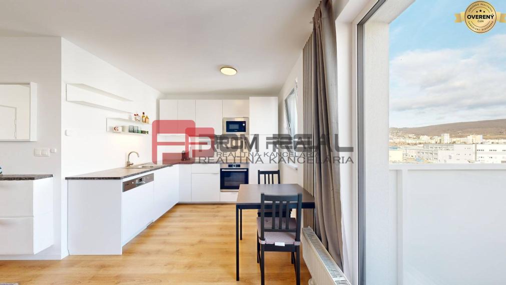 RNDZ- veľký 2i byt na prenájom