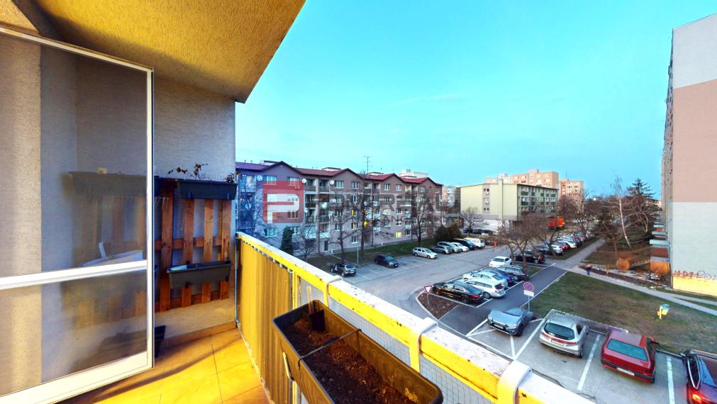 PREDAJ 3-izbový, svetlý byt v širšom centre, SENEC