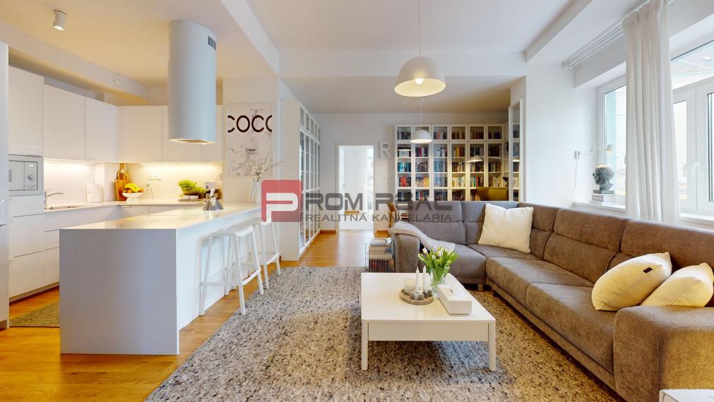 3i byt v centre Bratislavy, kompletne zrekonštruovaný – Špitálska ulica