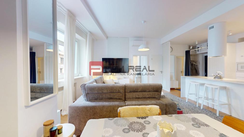 3i byt v centre Bratislavy, kompletne zrekonštruovaný – Špitálska ulica