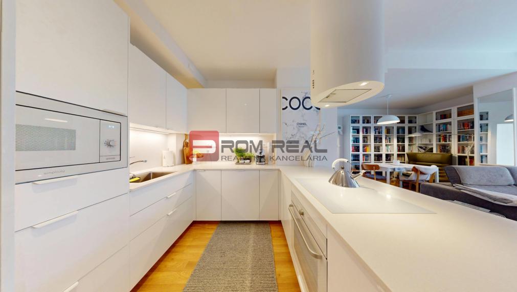 3i byt v centre Bratislavy, kompletne zrekonštruovaný – Špitálska ulica