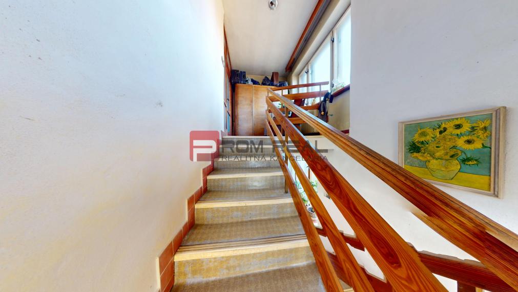 Na predaj rodinný dom v pôvodnom stave - Prievidza