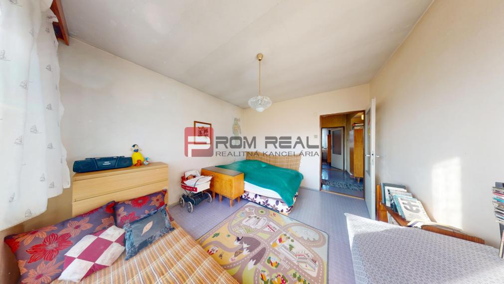 Na predaj rodinný dom v pôvodnom stave - Prievidza