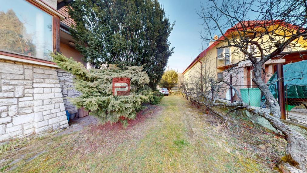 Na predaj rodinný dom v pôvodnom stave - Prievidza