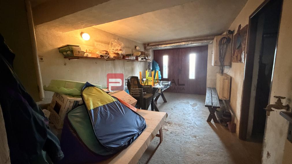 Na predaj rodinný dom v pôvodnom stave - Prievidza