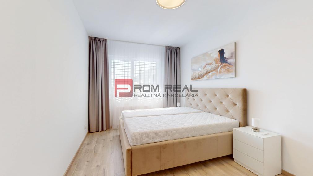 Na prenájom 2 izbový byt s terasou a garážou Floret Rovinka