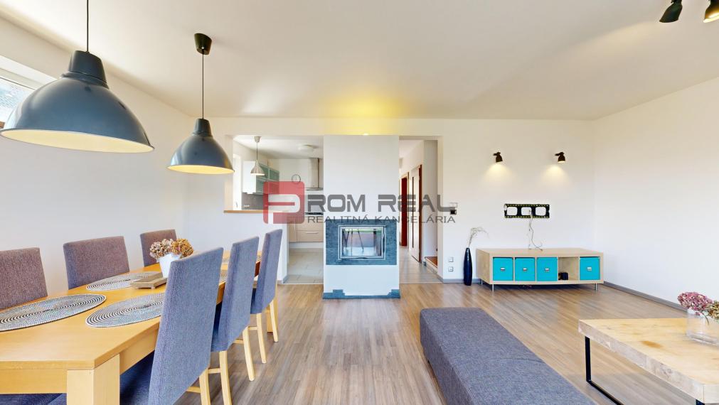 Na PREDAJ dvojpodlažný 5 izbový rodinný dom v obci Šenkvice