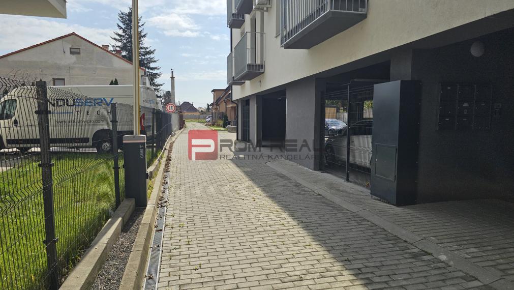 Na predaj pozemok centrum Ivanka pri Dunaji