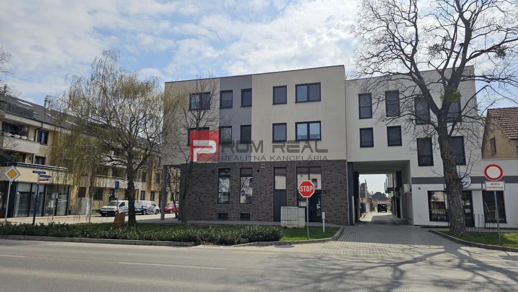 Na predaj pozemok centrum Ivanka pri Dunaji