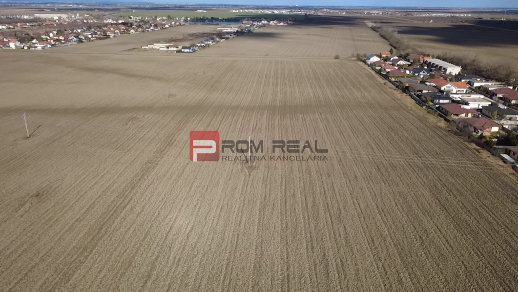 INVESTIČNÁ PRÍLEŽITOSŤ – Pozemok v obci Dunajská Lužná