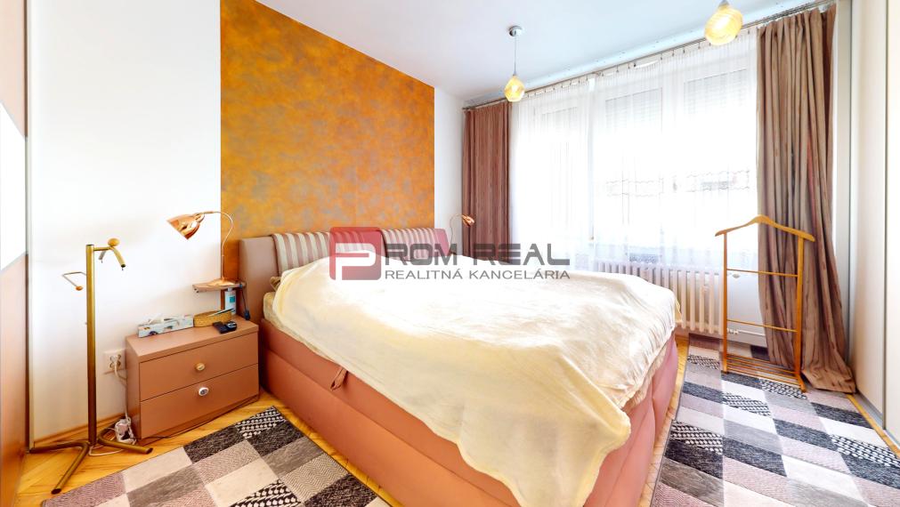 PREDAJ 3i nadštandard. zrekonštruovaný byt v centre PIEŠŤANY