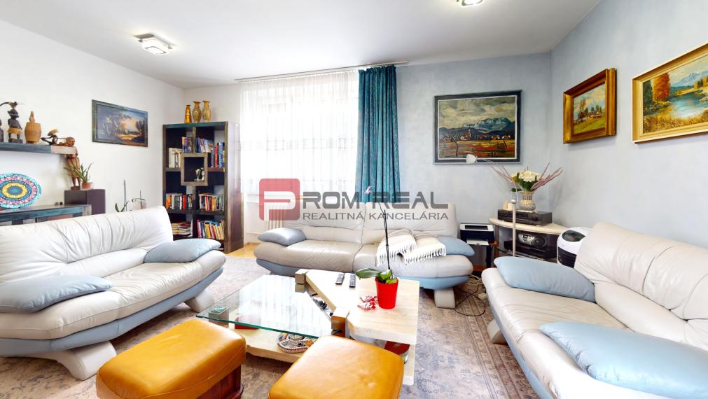 PREDAJ 3i nadštandard. zrekonštruovaný byt v centre PIEŠŤANY