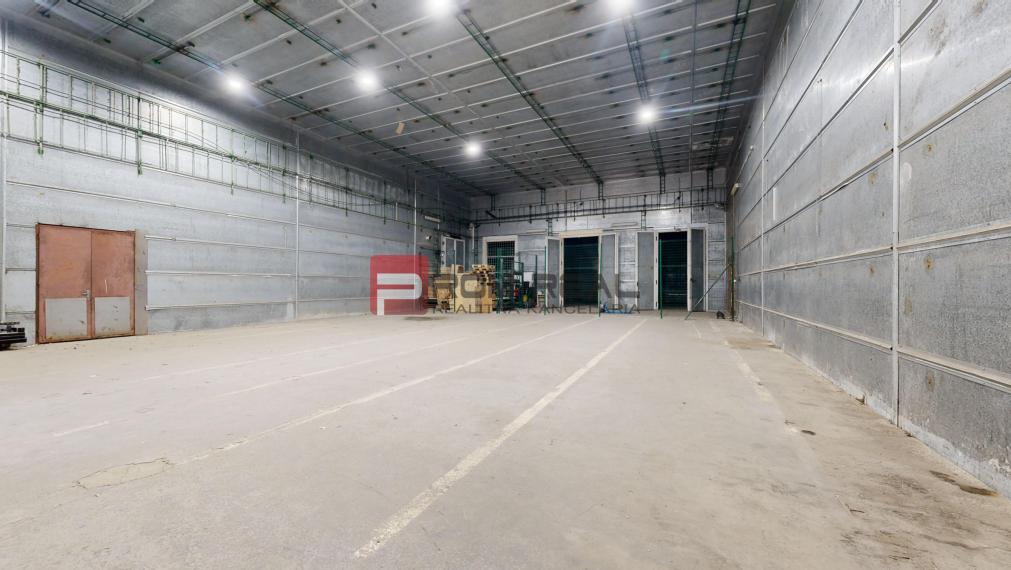 Flexibilný priestor pre výrobu a sklad (470 m²) v areáli AMEX PARK
