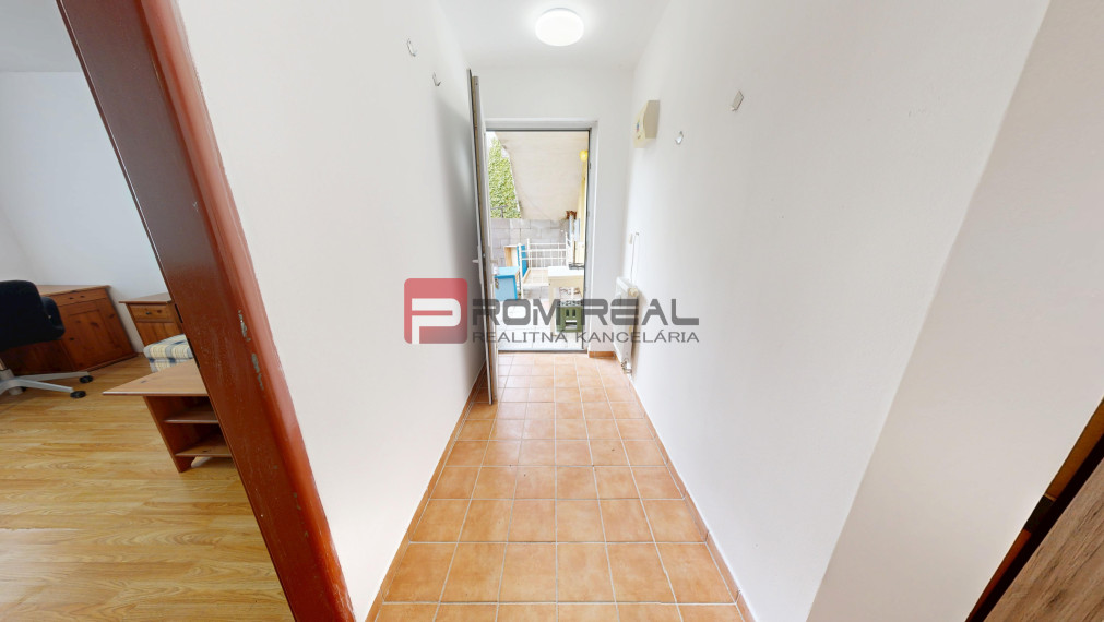 Na PRENÁJOM 2 izbový byt s terasou neďaleko centra mesta Pezinok