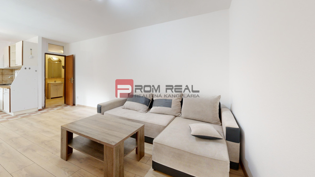 Na PRENÁJOM 2 izbový byt s terasou neďaleko centra mesta Pezinok