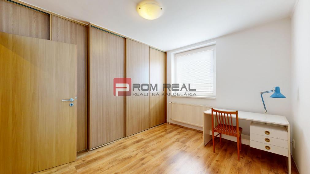 Na prenájom útulný 2-izbový byt v srdci Ivanky pri Dunaji