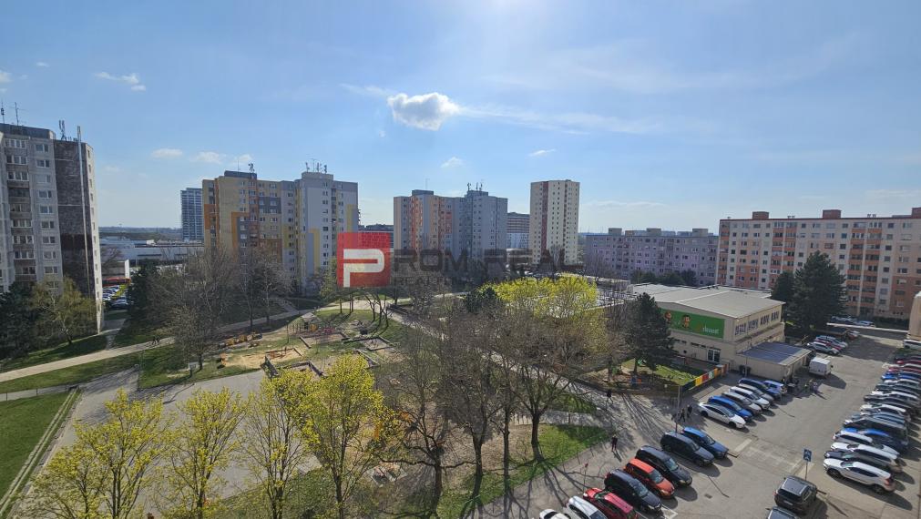 Na predaj 4 izbový byt 83m2 Petržalka vyhľadávaná lokalita